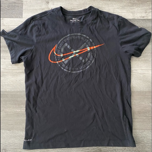 Nike Dri-Fit T-Shirt - Picture 1 of 3